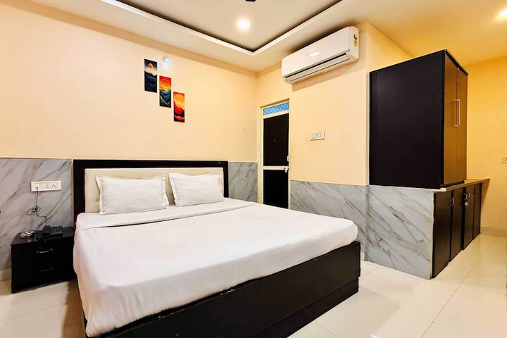 Room 20 of 48