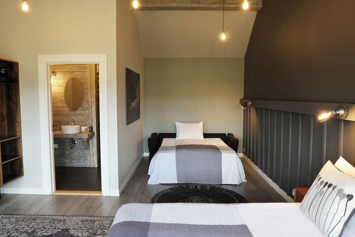 Room 15 of 47