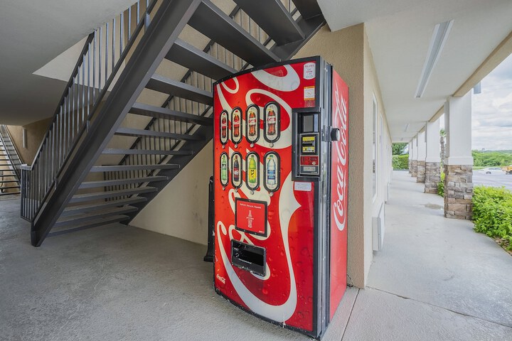 Vending machine