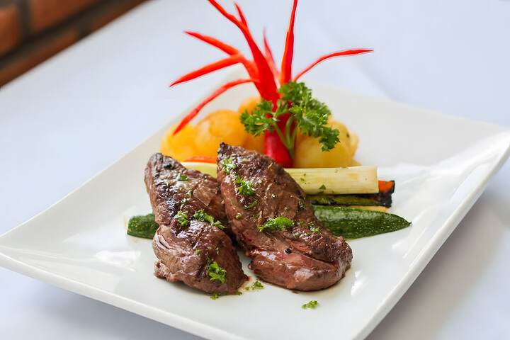 Dining 43 of 63