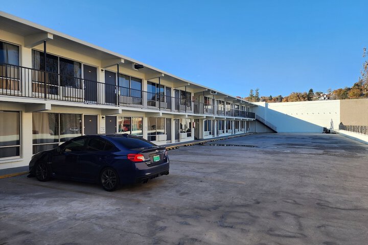 Hotel 11 of 11