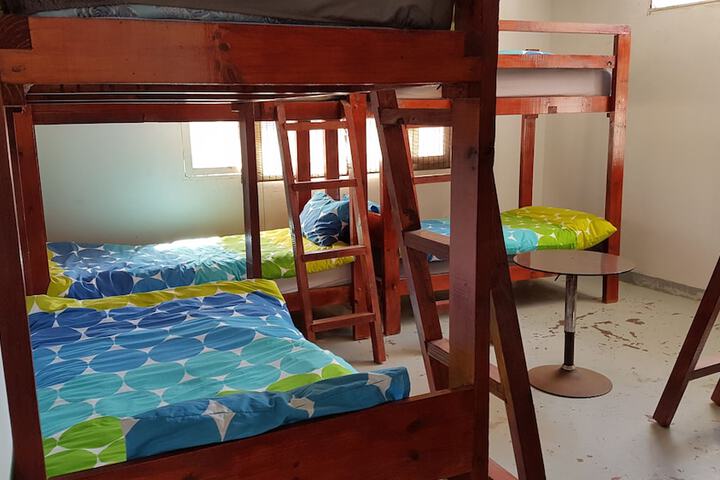 Room 9 of 19