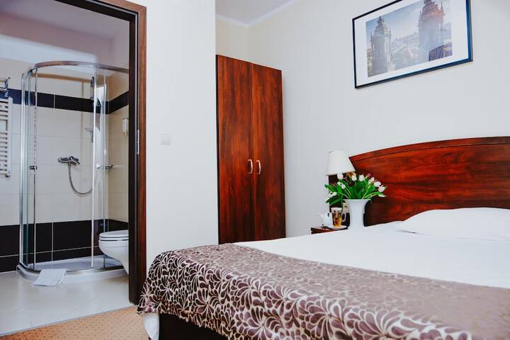 Room 22 of 51