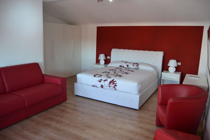 Room 10 of 43
