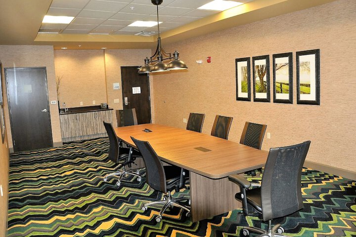Meeting facility