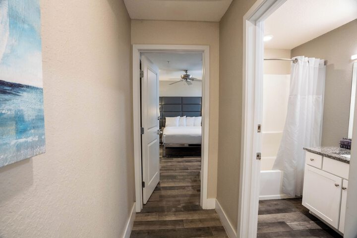 Room 27 of 54