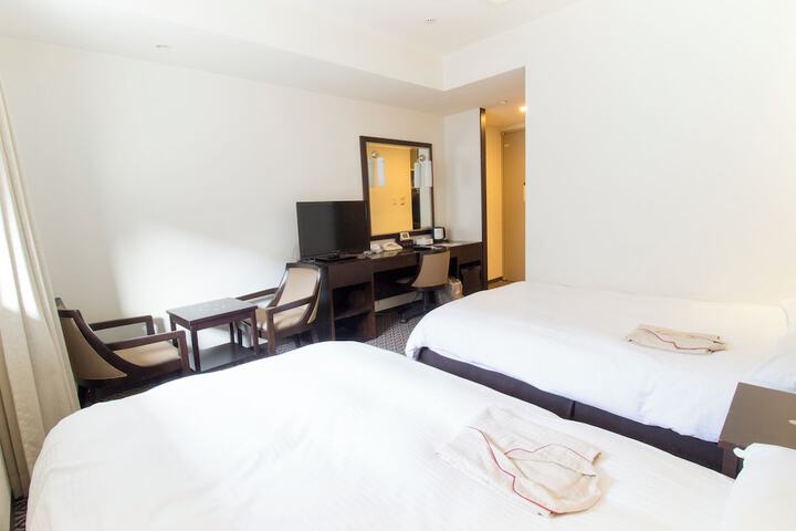 Room 15 of 86