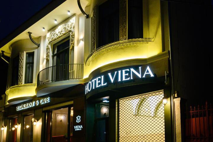 HOTEL VIENA