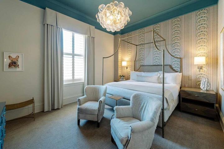 Room 47 of 104