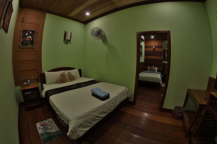 Room 7 of 69