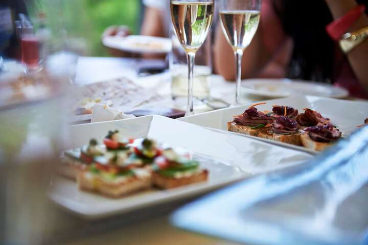 Dining Photos