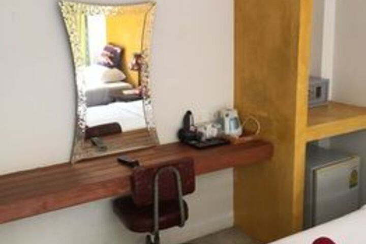Room 15 of 25