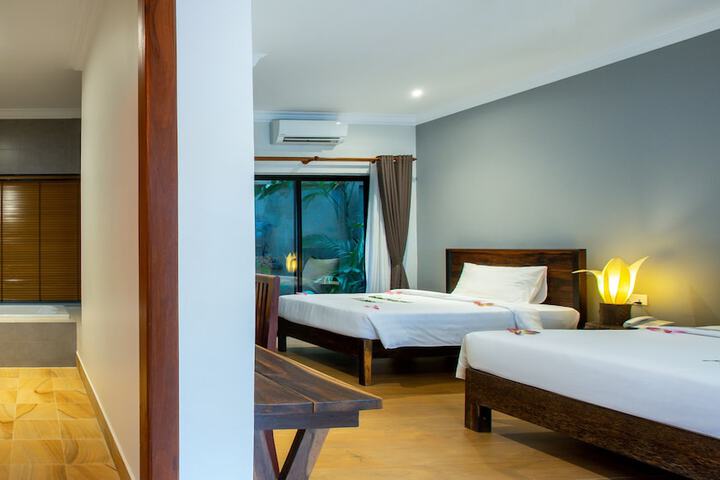 Room 26 of 84