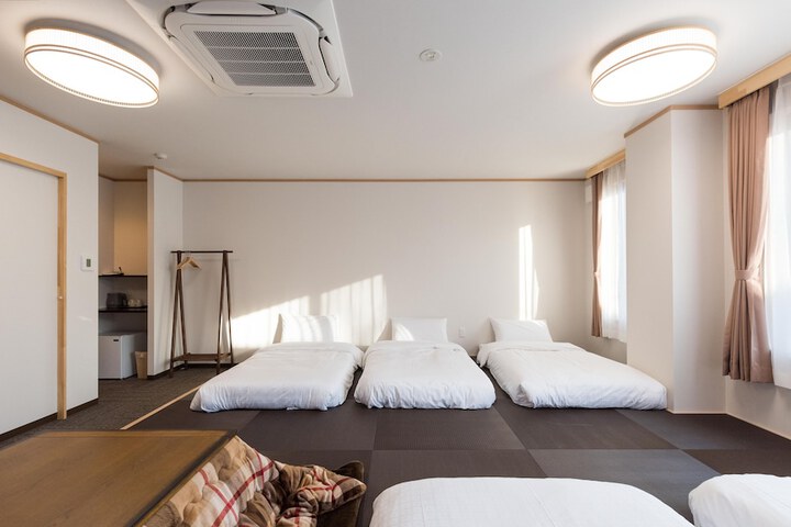 Room 7 of 36