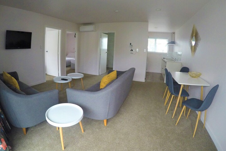 Room 13 of 37