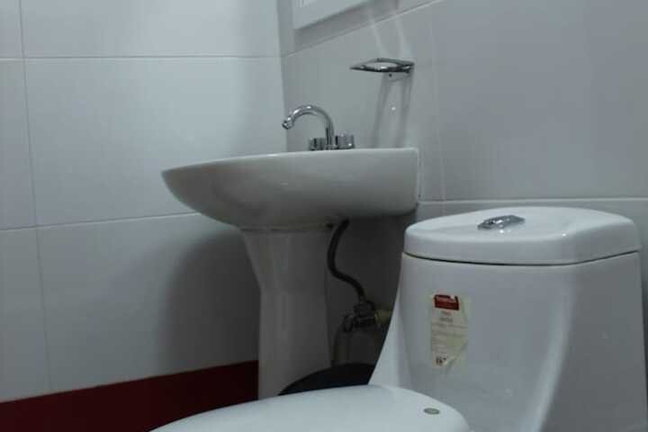 Room 34 of 47