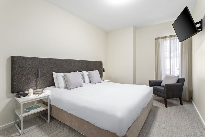 Room 7 of 29