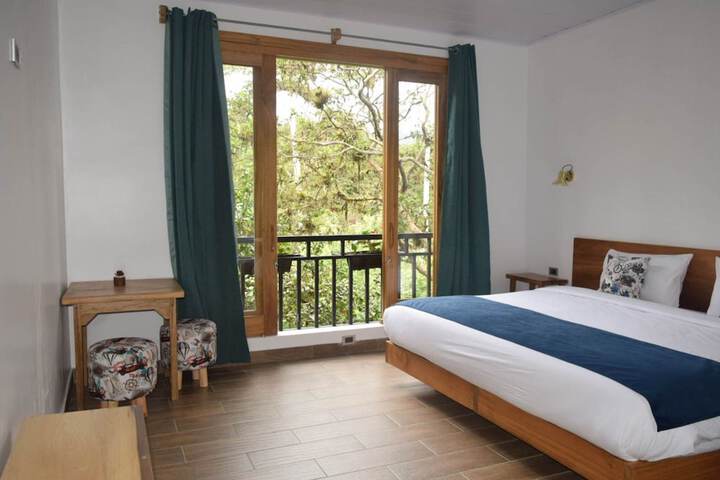 Room 13 of 29