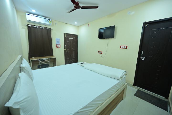 Room 42 of 63