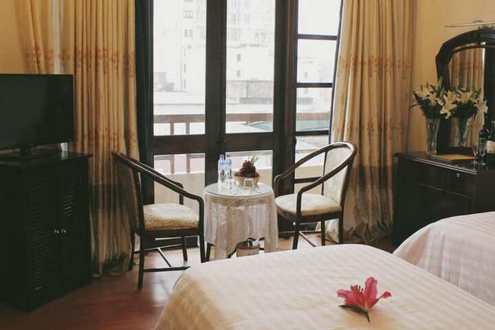 Room 28 of 44