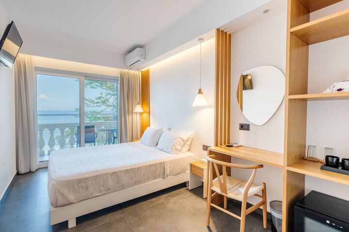 Room 10 of 61