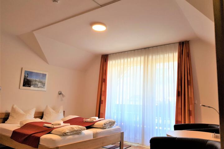 Room 13 of 60