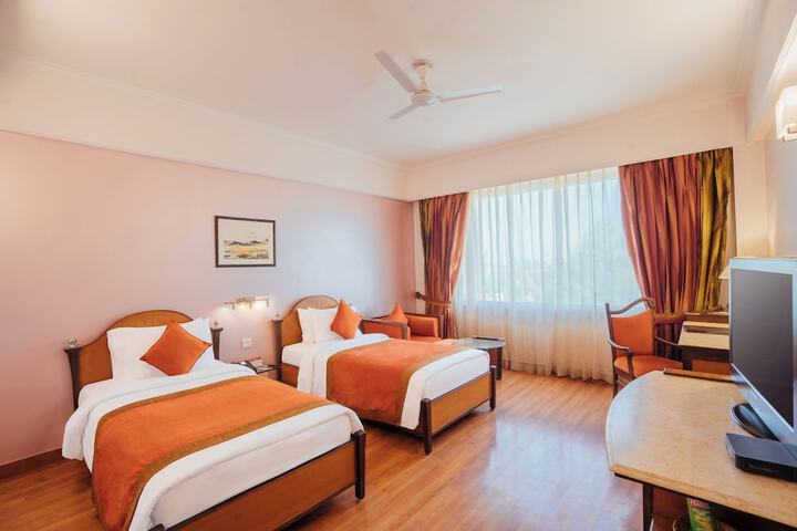 Room 10 of 70