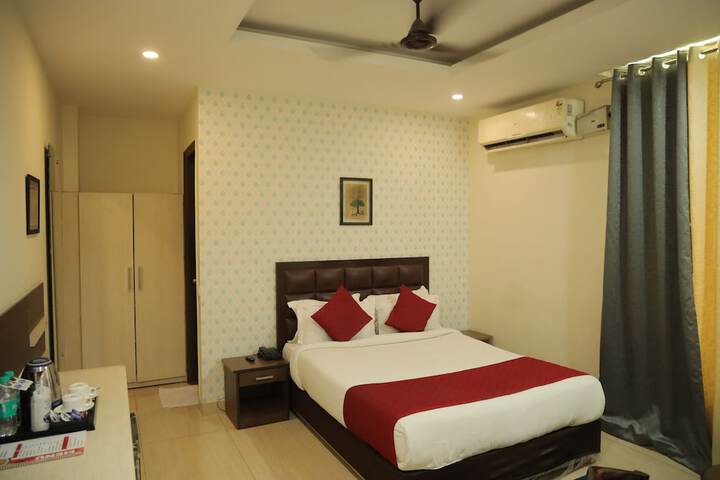 Room 18 of 60