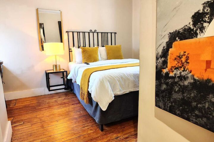 Room 48 of 66