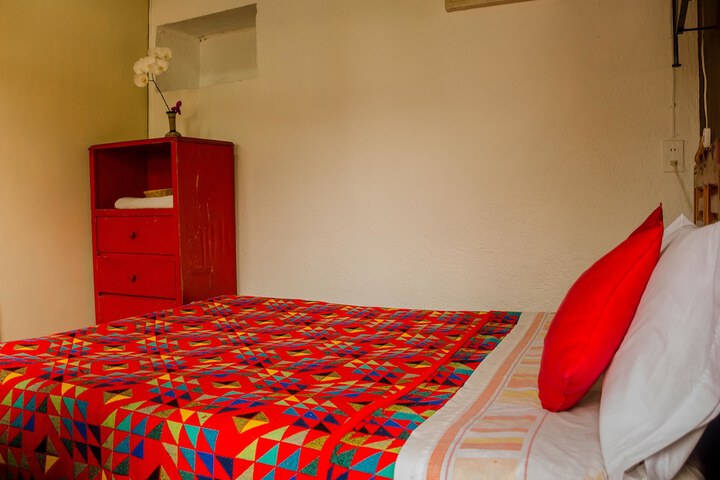 Room 16 of 33