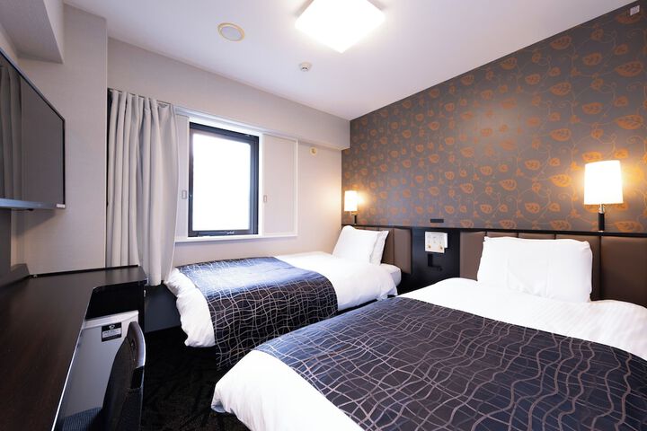 Room 9 of 41