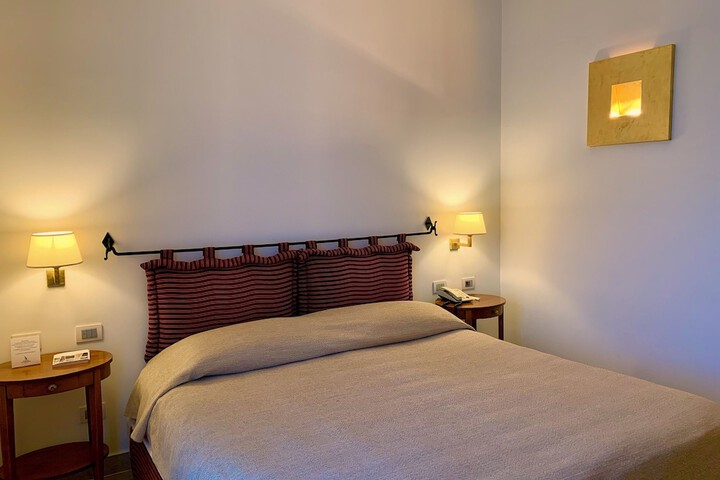 Room 29 of 249