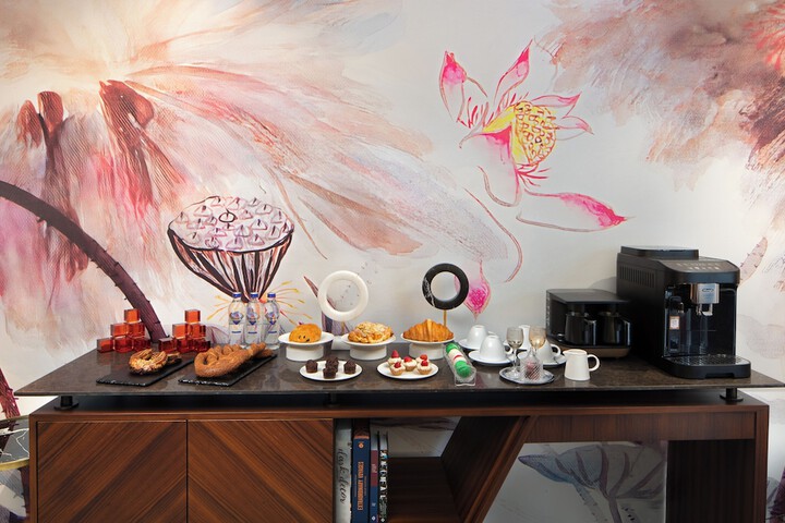Breakfast/Coffee Service 17 of 35