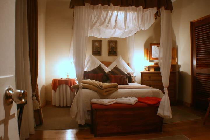 Room 29 of 198