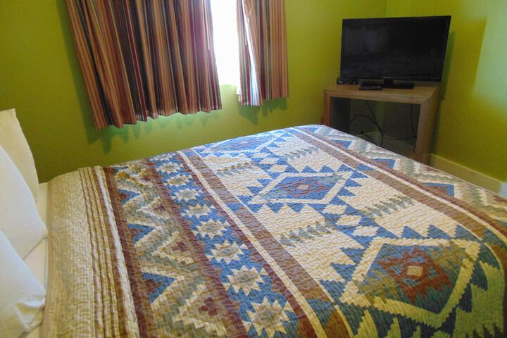 Room 15 of 64