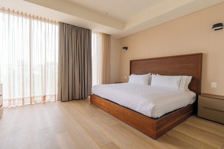 Room 13 of 60