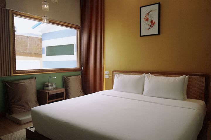 Room 16 of 59