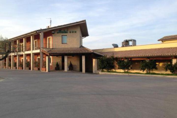 La Cascina