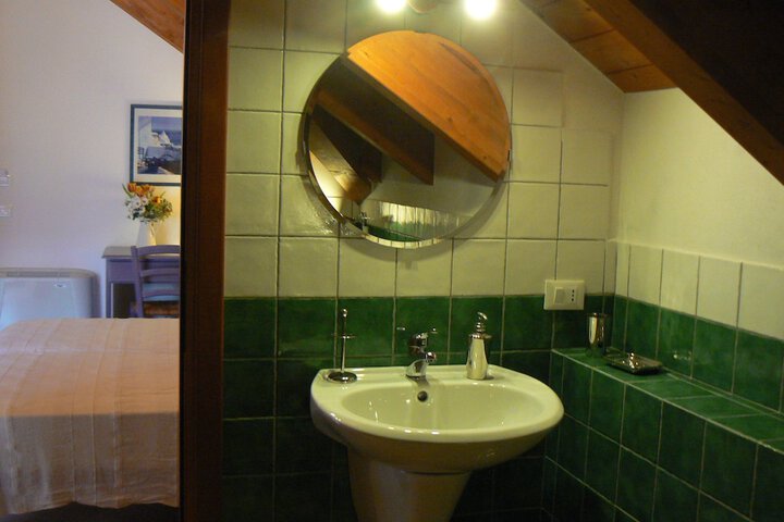 Bathroom Interior Photo