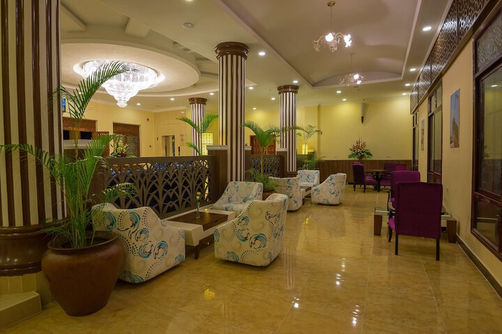 Hotel Interior 4 of 115