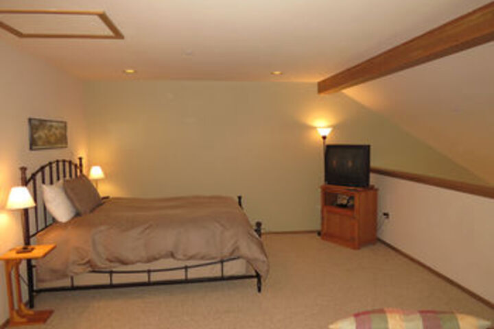 Room 41 of 102