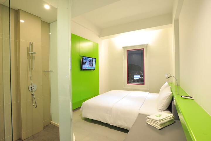 Room 8 of 24