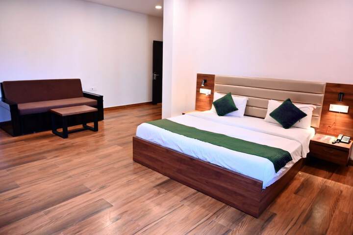 Room 15 of 70