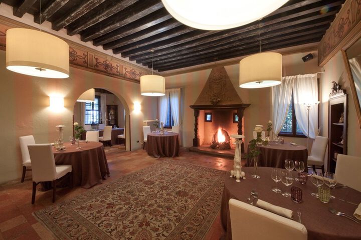 Dining 146 of 177