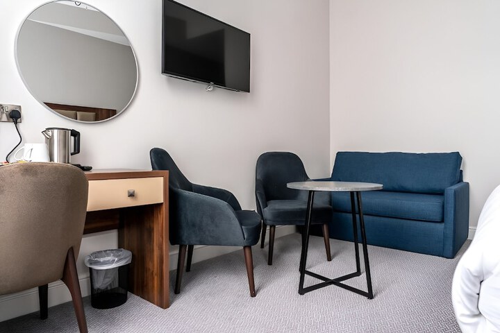 Room 68 of 105