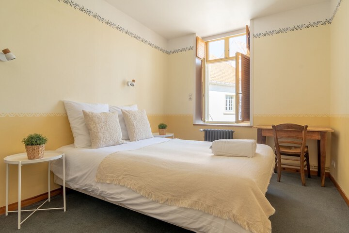 Room 5 of 59