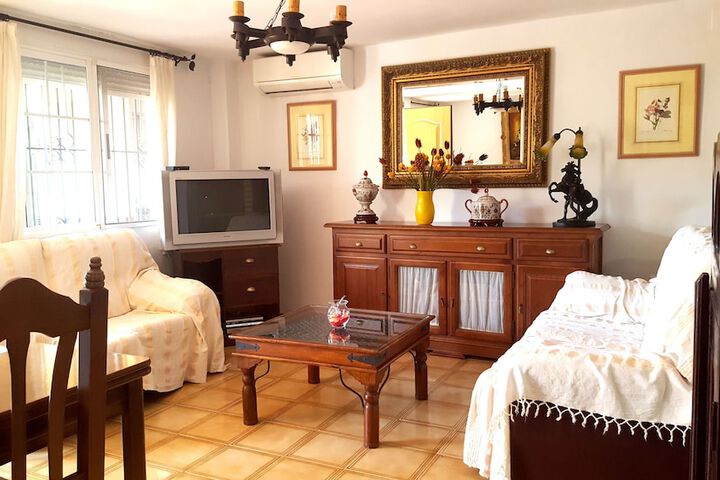 Room 9 of 17