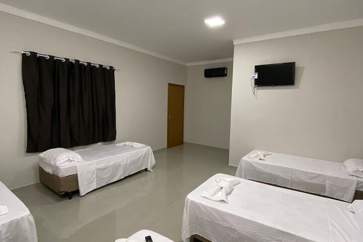 Room 5 of 7