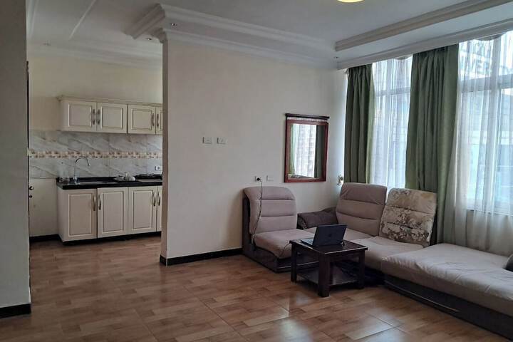 Room 8 of 13