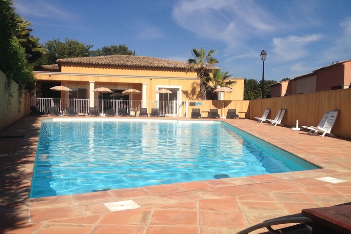 Pool 12 of 16